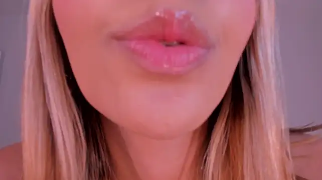 Czat XXX na żywo – MelissaMoore_