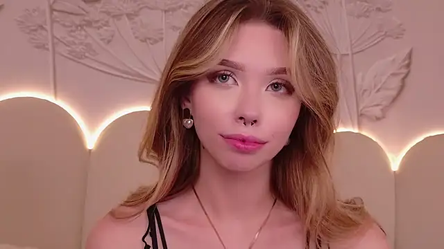Živý XXX chat Sierra_Fane