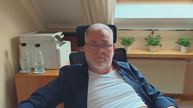 subbear1968 Live XXX-Chat