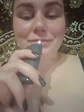Sunshine-Lina Adlı Modelin Canlı XXX Sohbeti