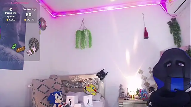 huge_armound Webcam Show