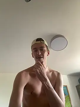 Toyjungee Chat XXX live