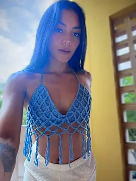 isabella-rouse's Live XXX Chat