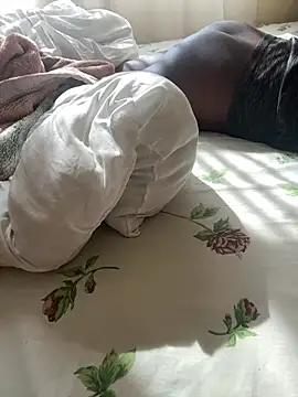 XXX chat uživo modela D6R001