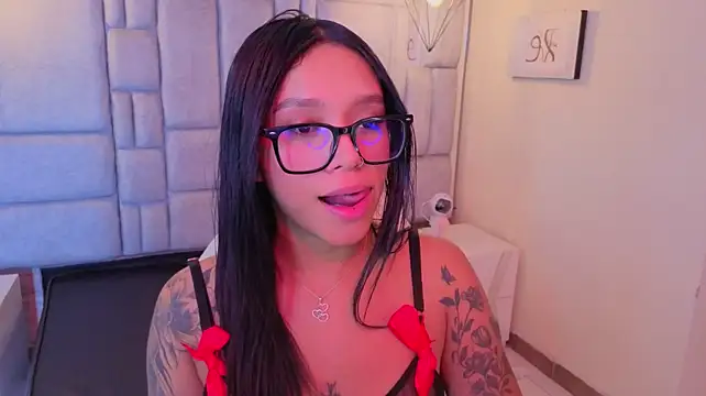 miiaboss_n Live XXX chat