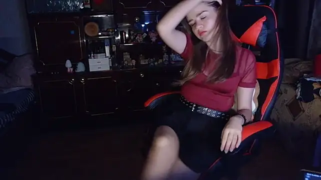 Онлайн чат XXX QueenBeatrice
