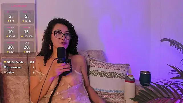 Chat XXX en directo de CurlyMeryJane