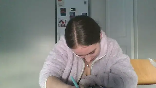 Avenyya live XXX chat