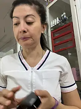 Chat +18 de aphrodite_sexy ao vivo