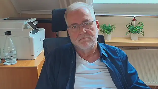 subbear1968 Live XXX Chat