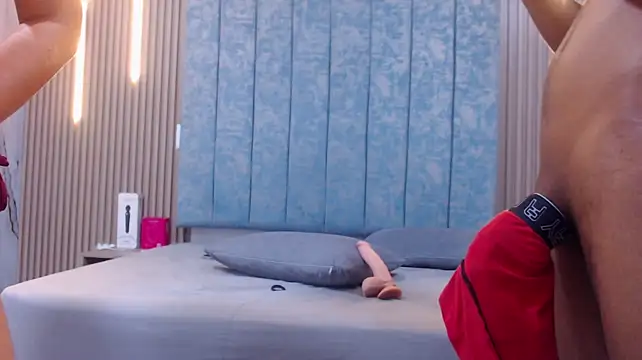 XXX chat uživo modela GroupNoLimits