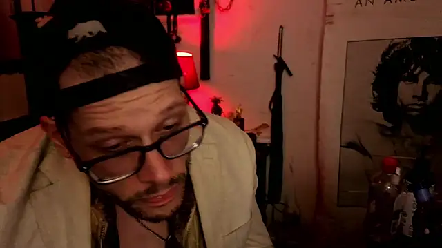 MasterDaddyCool live XXX chat