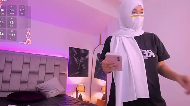 Czat XXX na żywo – zuri_zayn