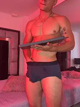 MR_MUSCLE's Live XXX Chat