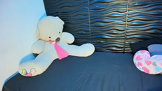 Онлайн чат XXX Perla_Brunettte