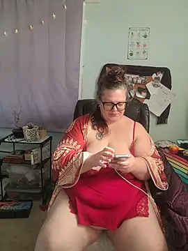 ticklesquirt Adlı Modelin Canlı XXX Sohbeti