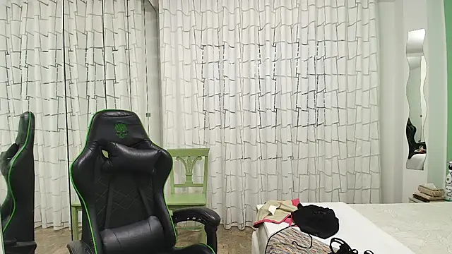 __Nina Chat XXX live