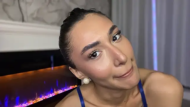 alissadreams Adlı Modelin Canlı XXX Sohbeti