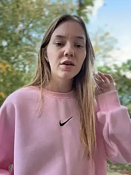 MilaMoone Live XXX-chat