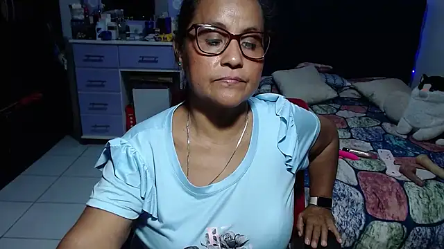 Chat +18 de pervert_mommy_ ao vivo