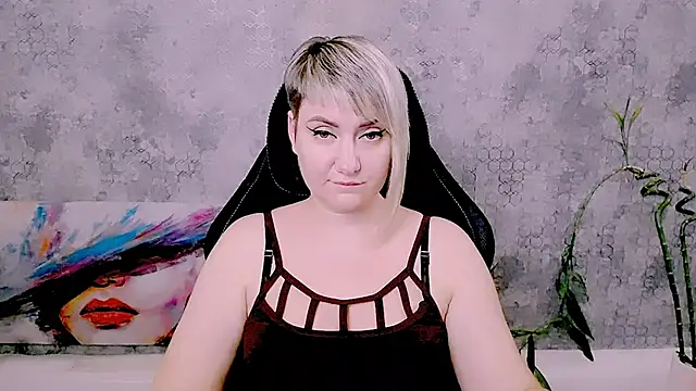 Djullia's Live XXX Chat