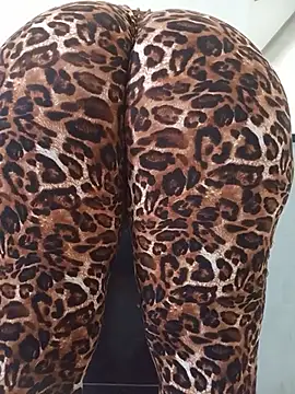 lily_sx Adlı Modelin Canlı XXX Sohbeti