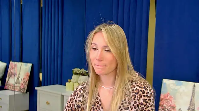 Chat XXX ao vivo de ElaraVoltage