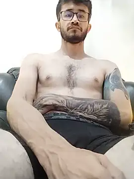 Loggan_donnelly's Live XXX Chat