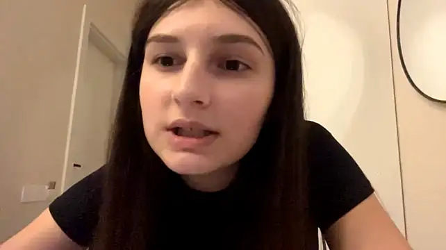 SpanishRooter's Live XXX Chat