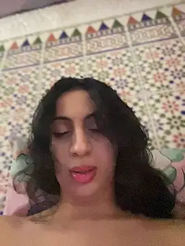 Nora_0 Adlı Modelin Canlı XXX Sohbeti