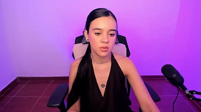 isabellawhitmore Chat XXX in diretta