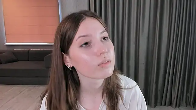 LorileeTruden live XXX chat