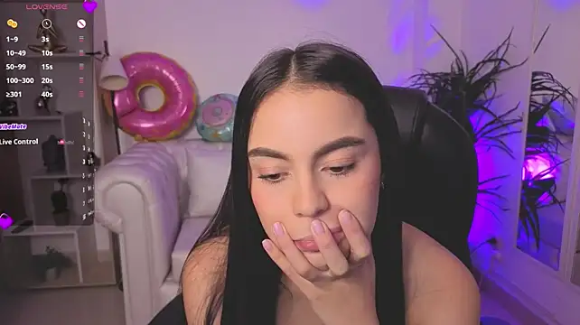 Chat XXX en directo de Aleejaa__