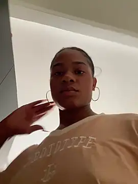 XXX chat uživo modela Cristal_Deep_ass