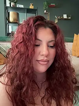 CurvyKimmy1 Chat XXX in diretta