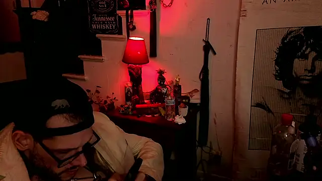 MasterDaddyCool's Live XXX Chat