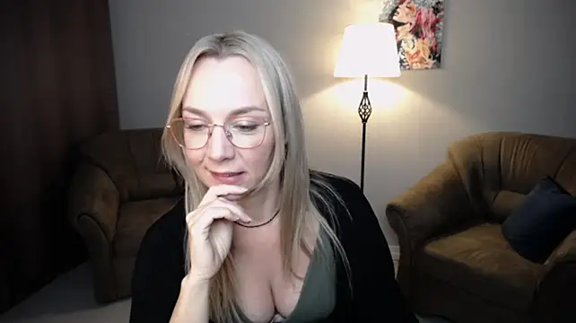 Czat XXX na żywo – Ava_Elior