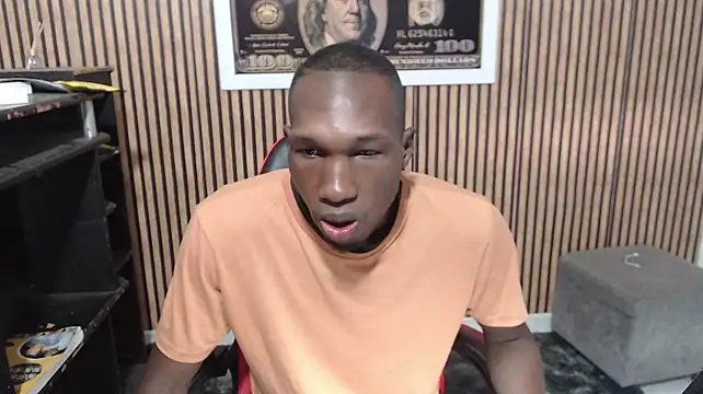 Chat XXX ao vivo de black30cmdick