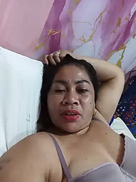 Czat XXX na żywo – SweetChubbyMommy_02