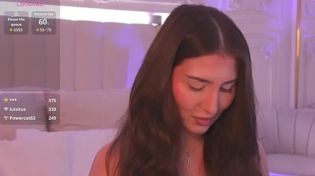 XXX chat uživo modela LisaDeviss