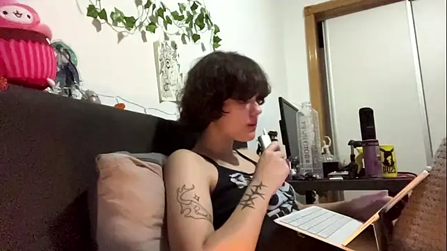 Chatroom XXX en direct de HeyFriren