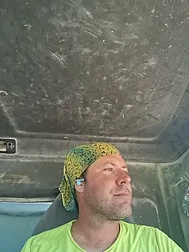 Uncle_Shaggy Chat XXX live
