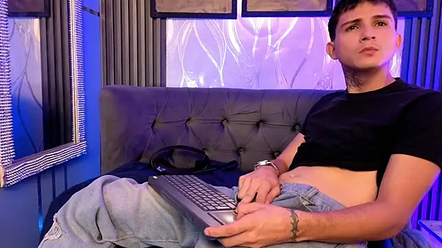Axel_Ryder Chat XXX live