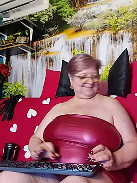 QueenPammy1's Live XXX Chat