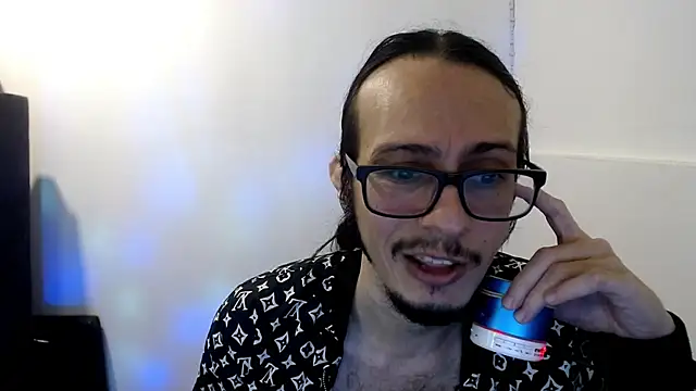 Chat +18 de cholitohermoso ao vivo