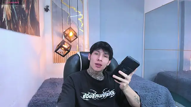 Chat XXX en directo de Cry_thereal
