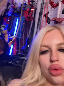Steffi_Snowbunny live XXX chat