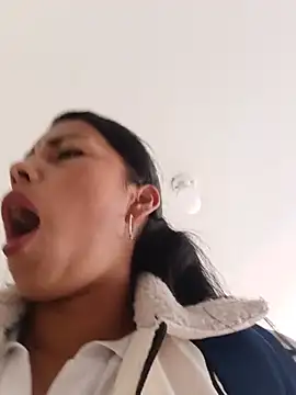 Chat +18 de _andrea30 ao vivo
