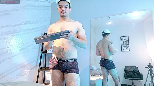 tanner-hard_ XXX чат на живо