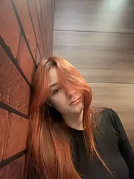 SaintMaya's Live XXX Chat